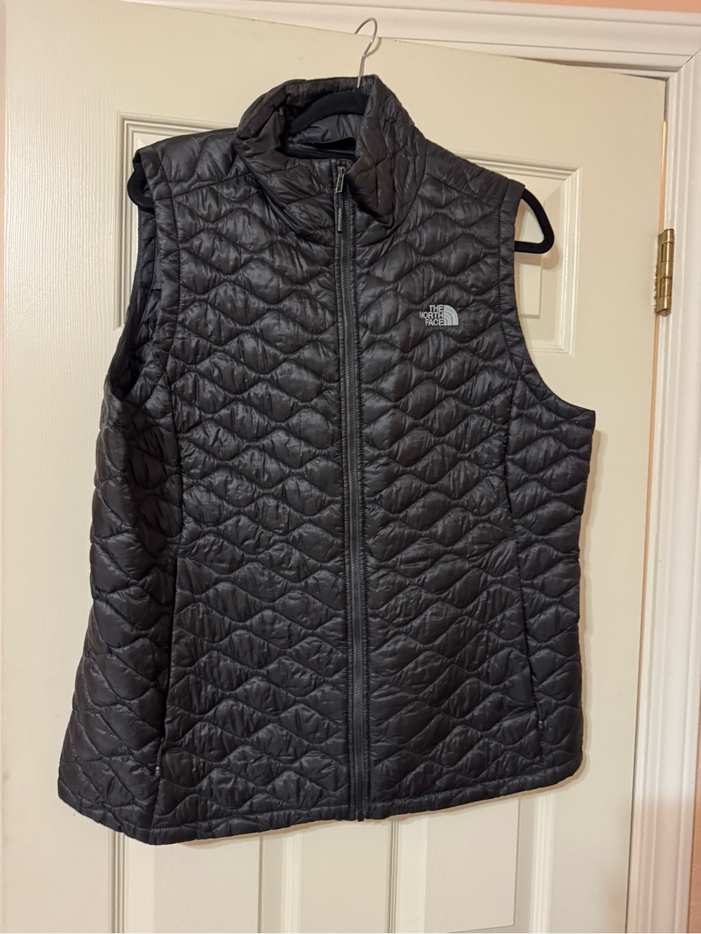 The North Face Black Quilted Women's Insulated Vest
